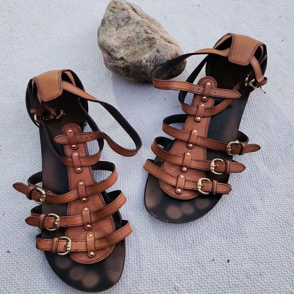 Giuseppe Zanotti brown short gladiator style sandals